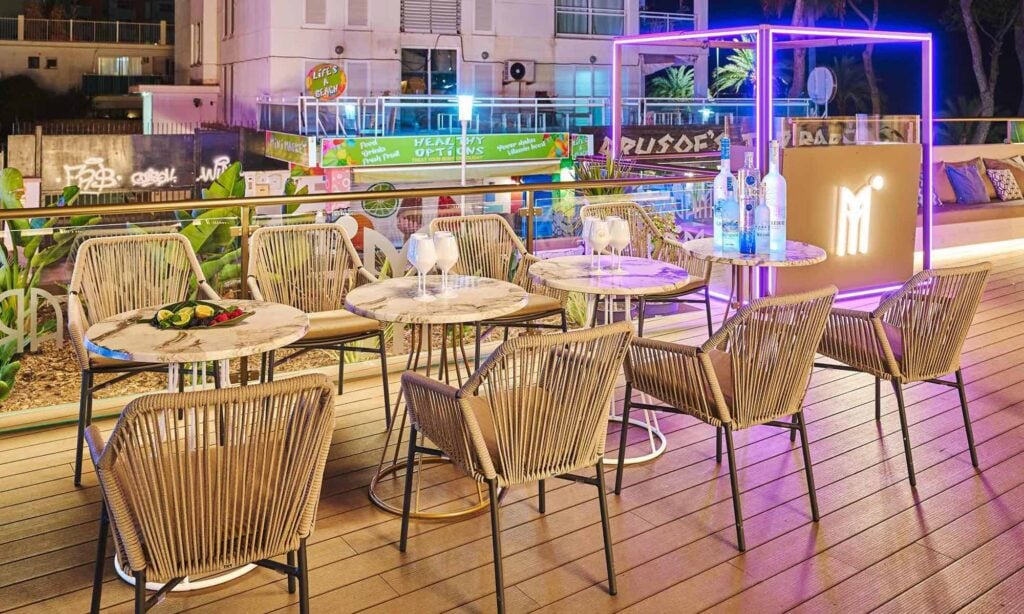 Contact Mavara Lounge Magaluf